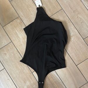 NWT Elegant Black One-Shoulder Bodysuit / C21
